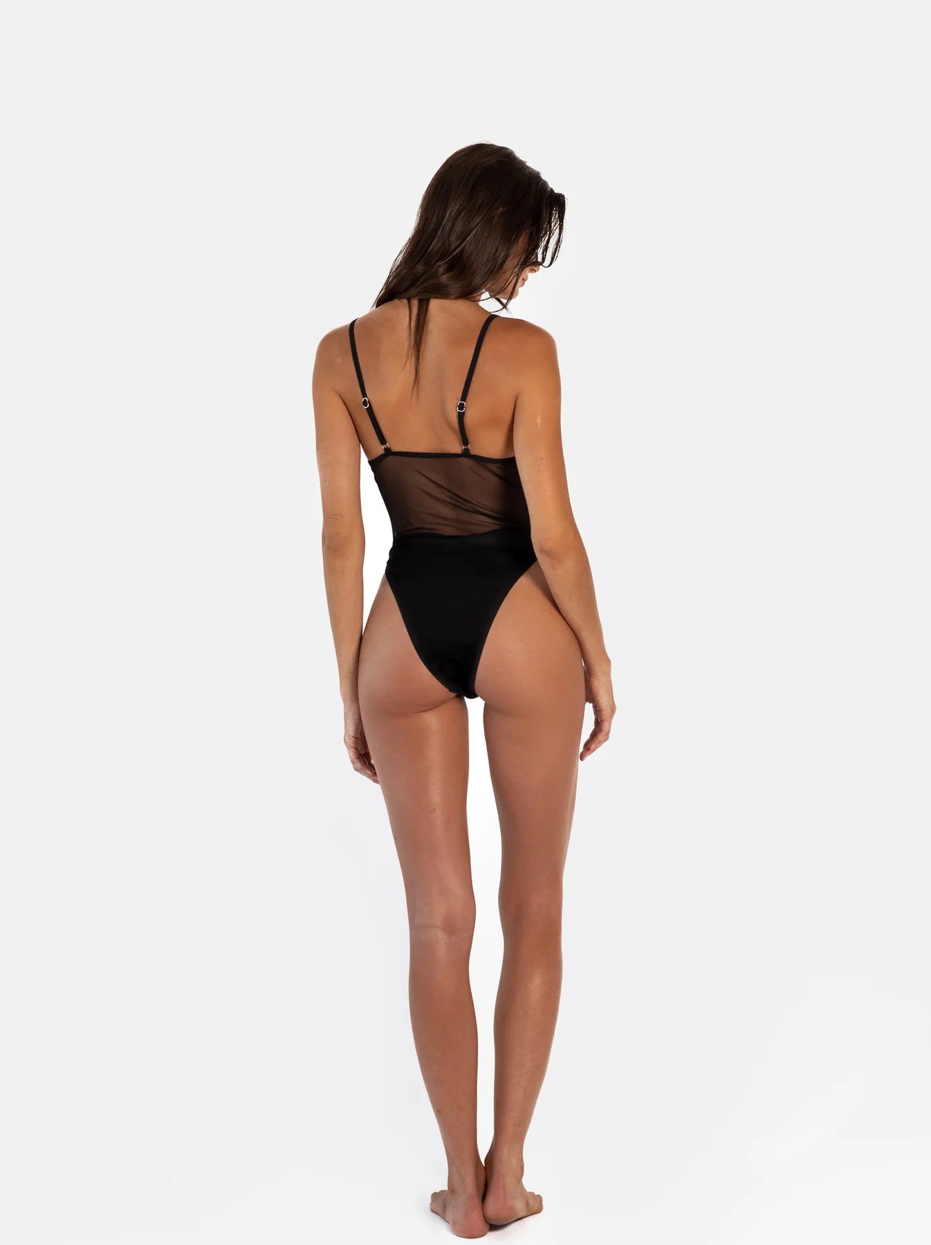 Le maillot de bain  le plus tendance de l'été, soyez belle et chic en MODERNYA